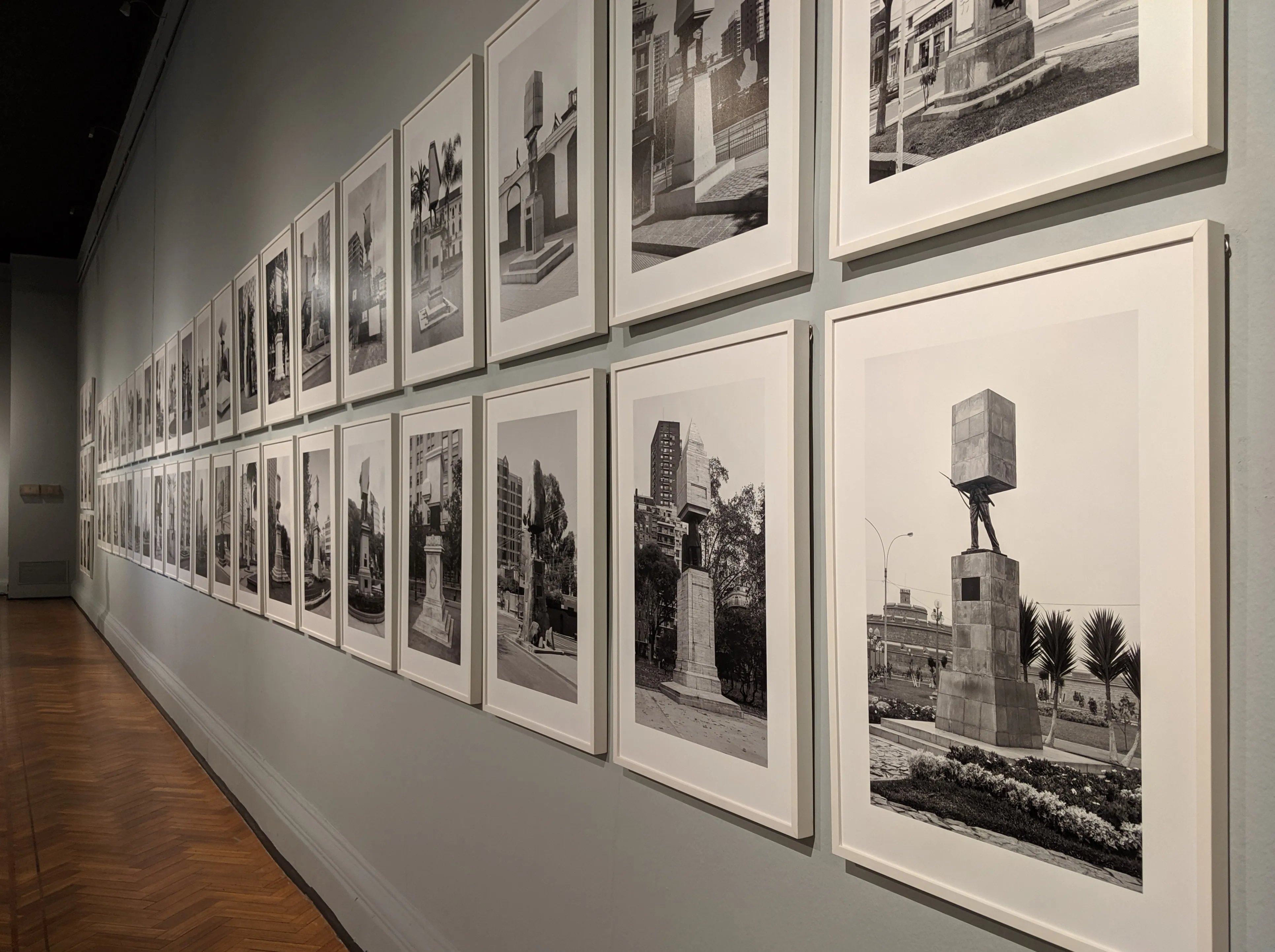 bellas artes statues.Dm2tPGtr.jpg