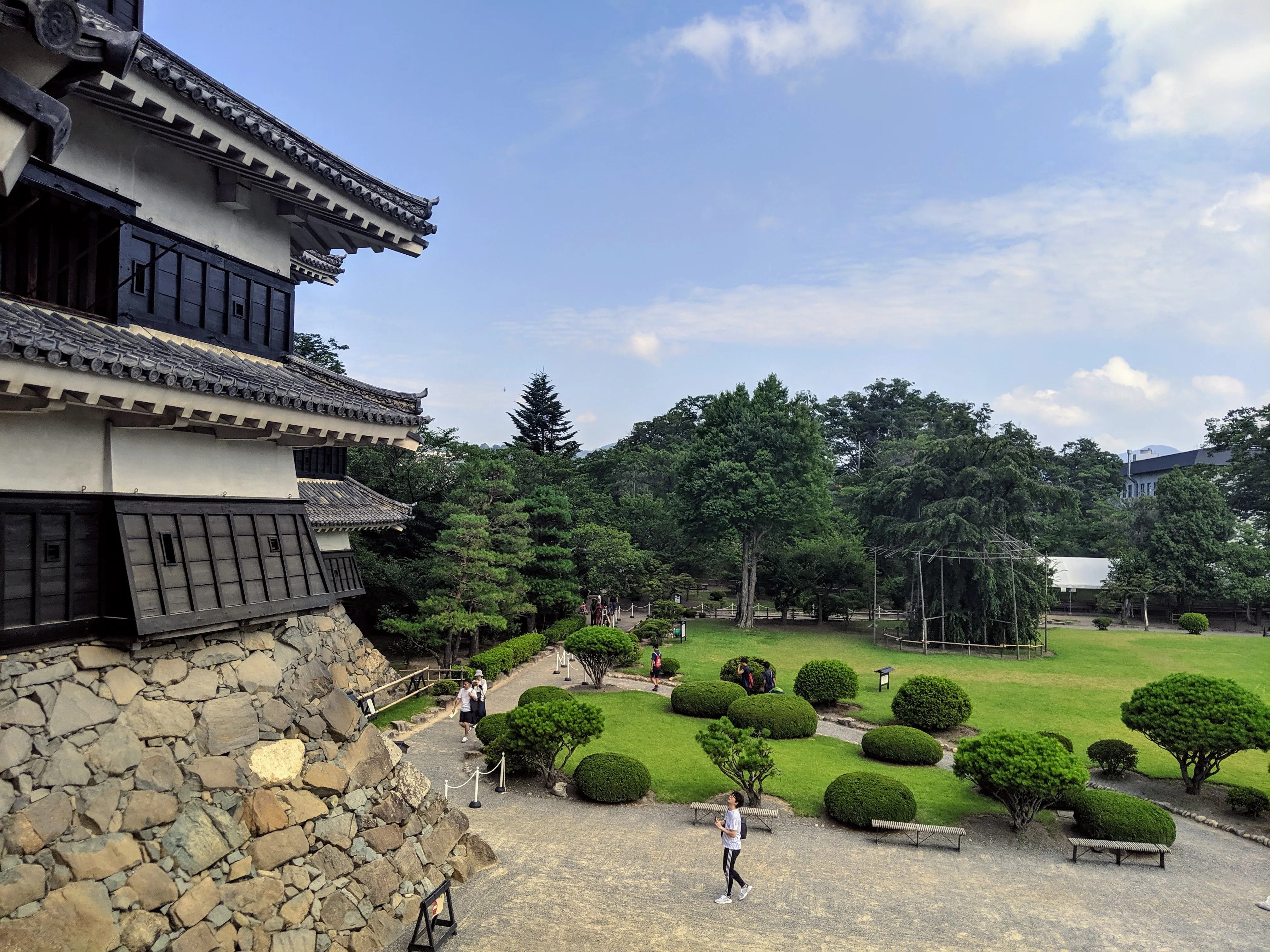 castle garden.D68q3x8V.jpg