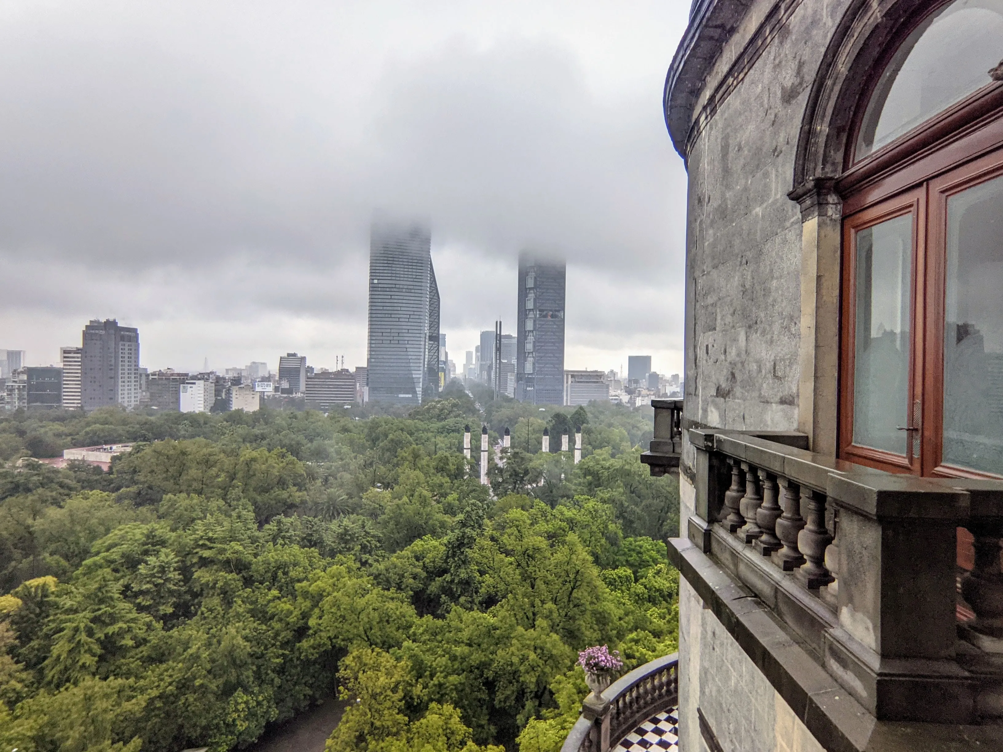 chapultepec view city.Bntam9xM.jpg