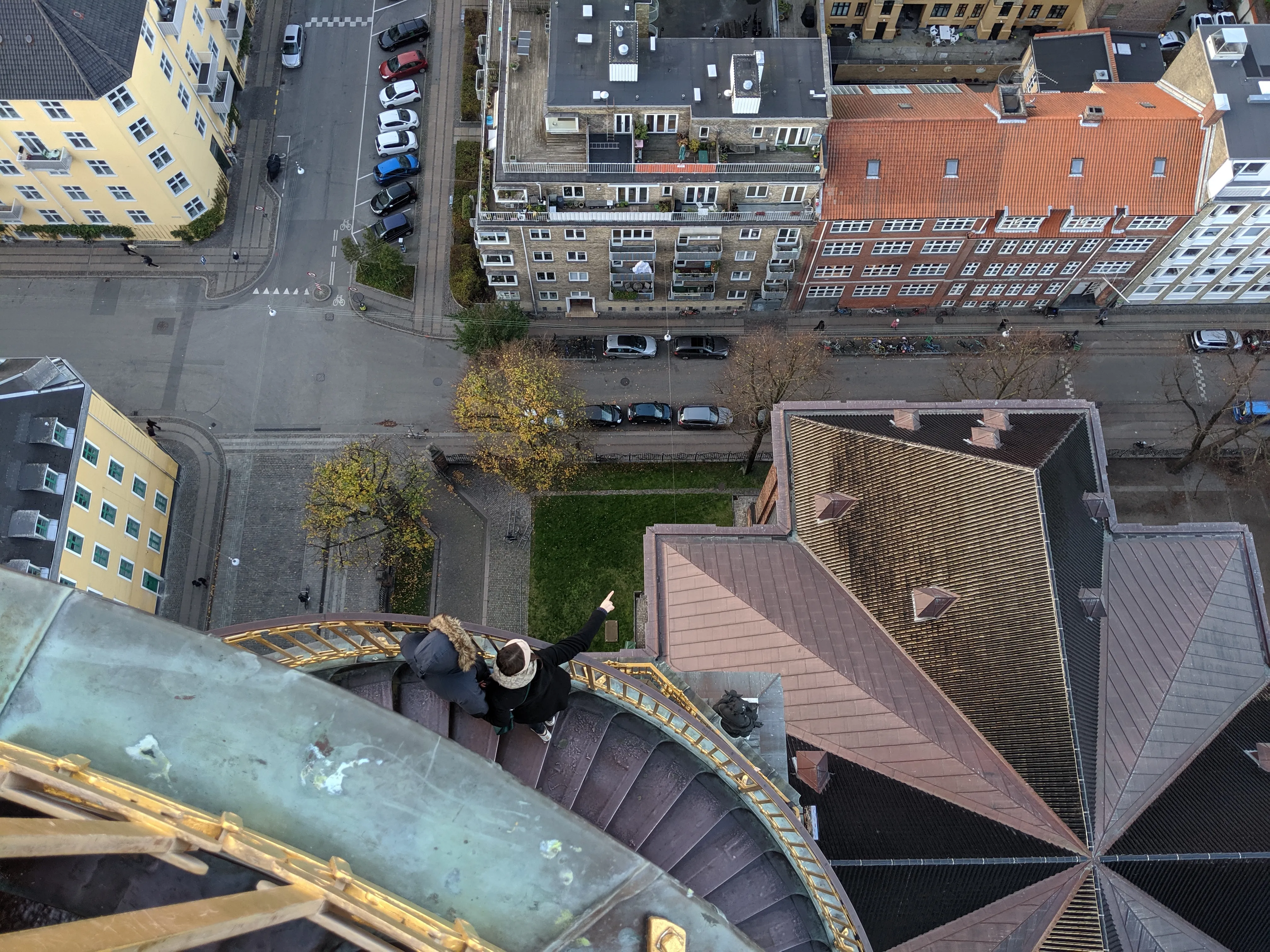 church savior straight down.B6Rpxmdy.jpg