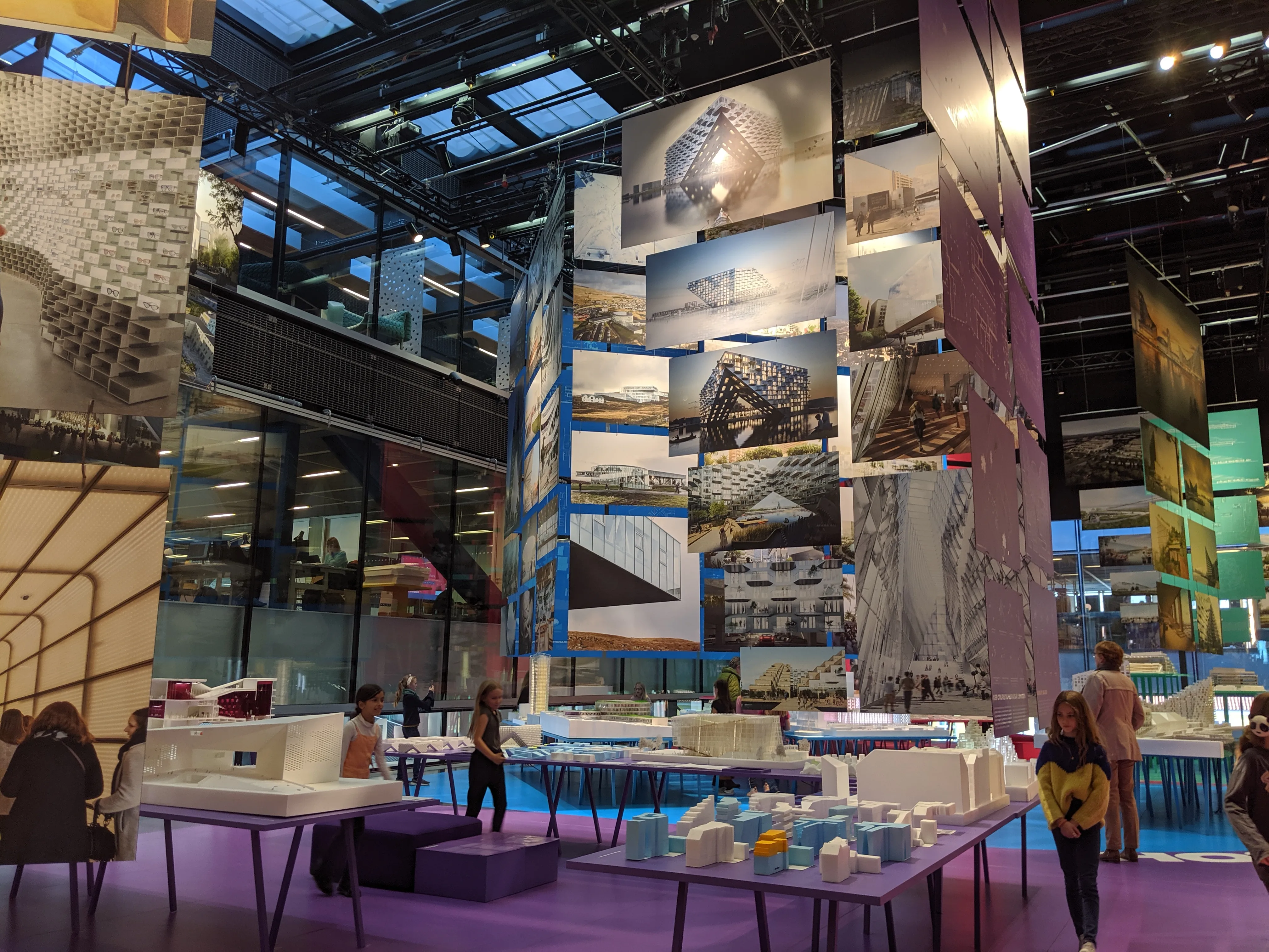 dac exhibit.s1vMmqrX.jpg