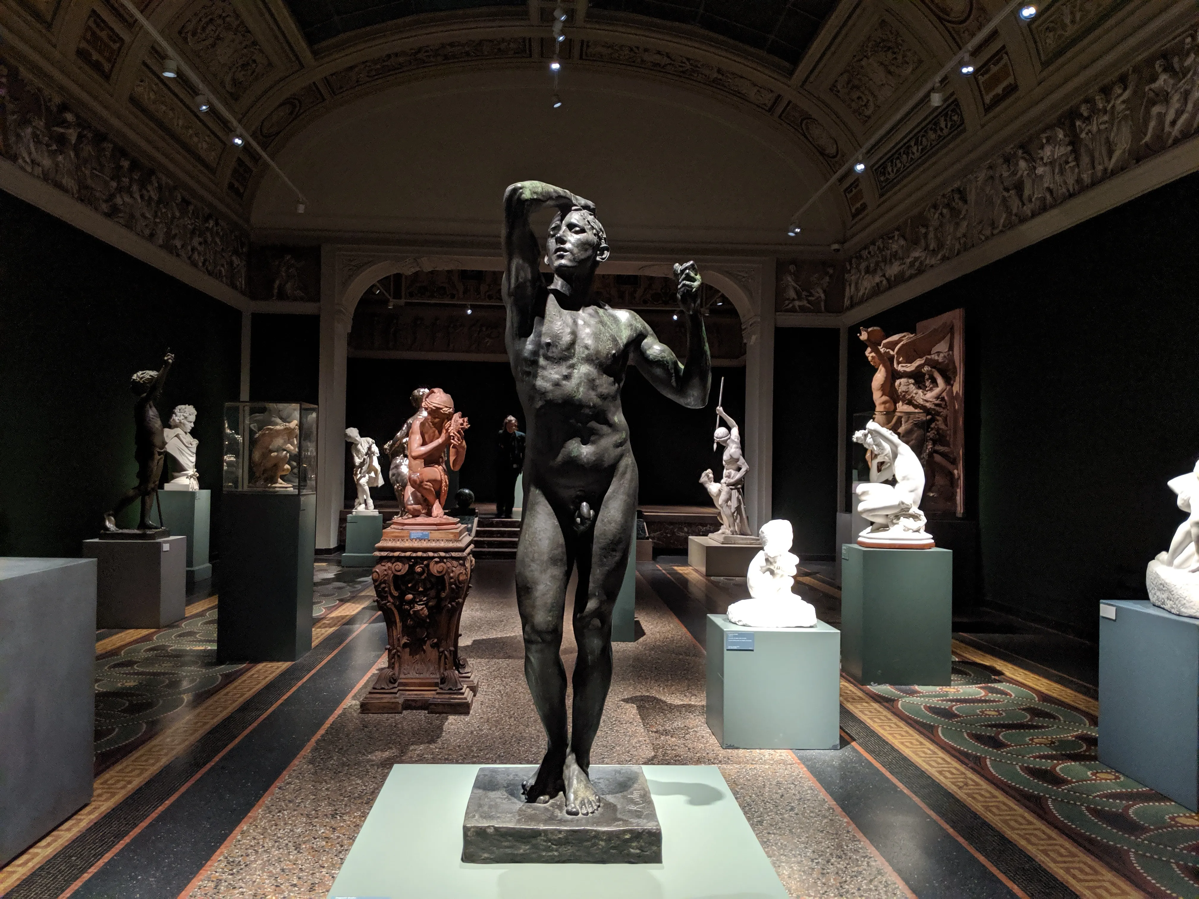 glyptotek man.BYYLIet6.jpg