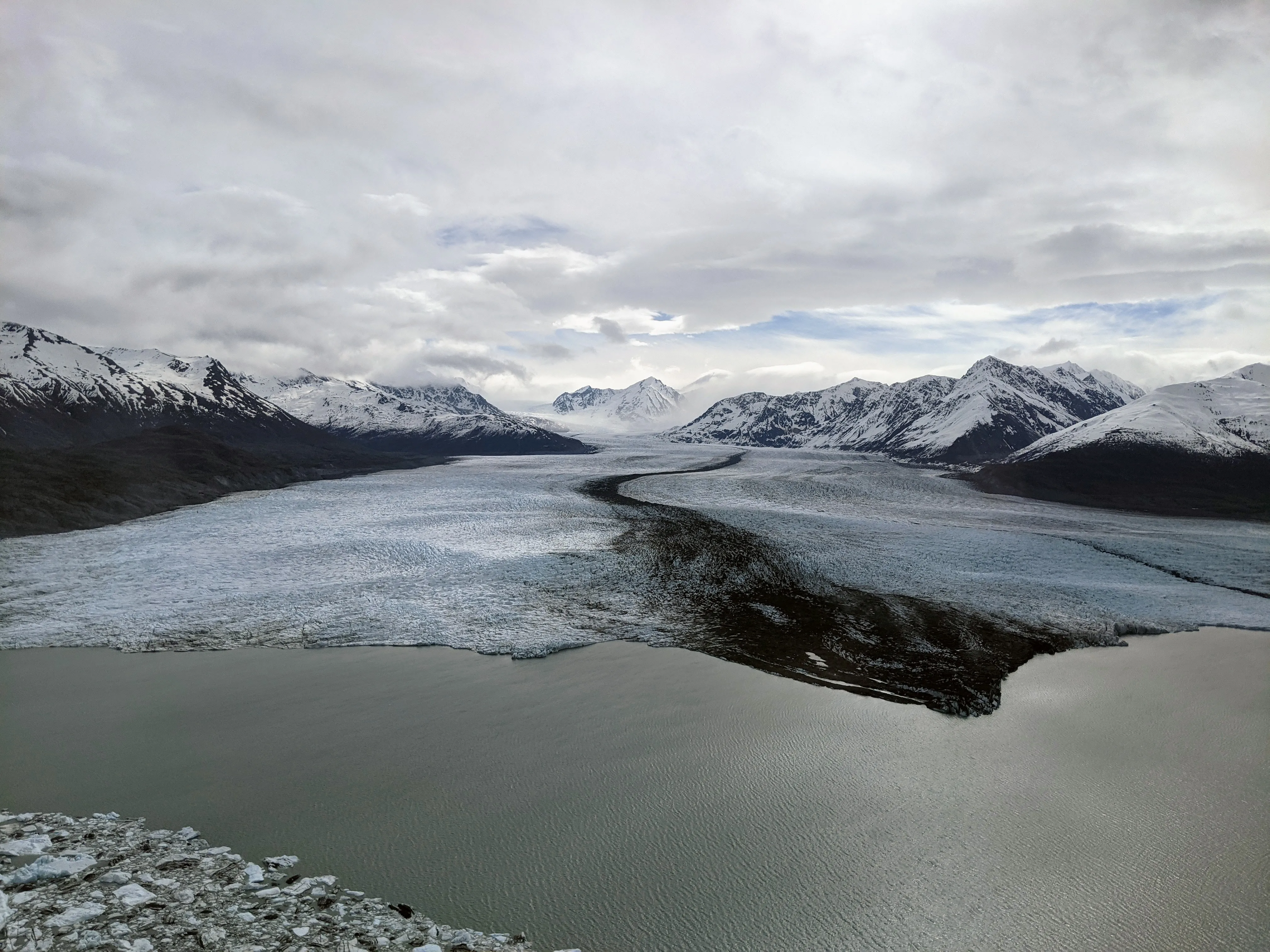 helicopter glacier from bottom.h1nHCbPB.jpg