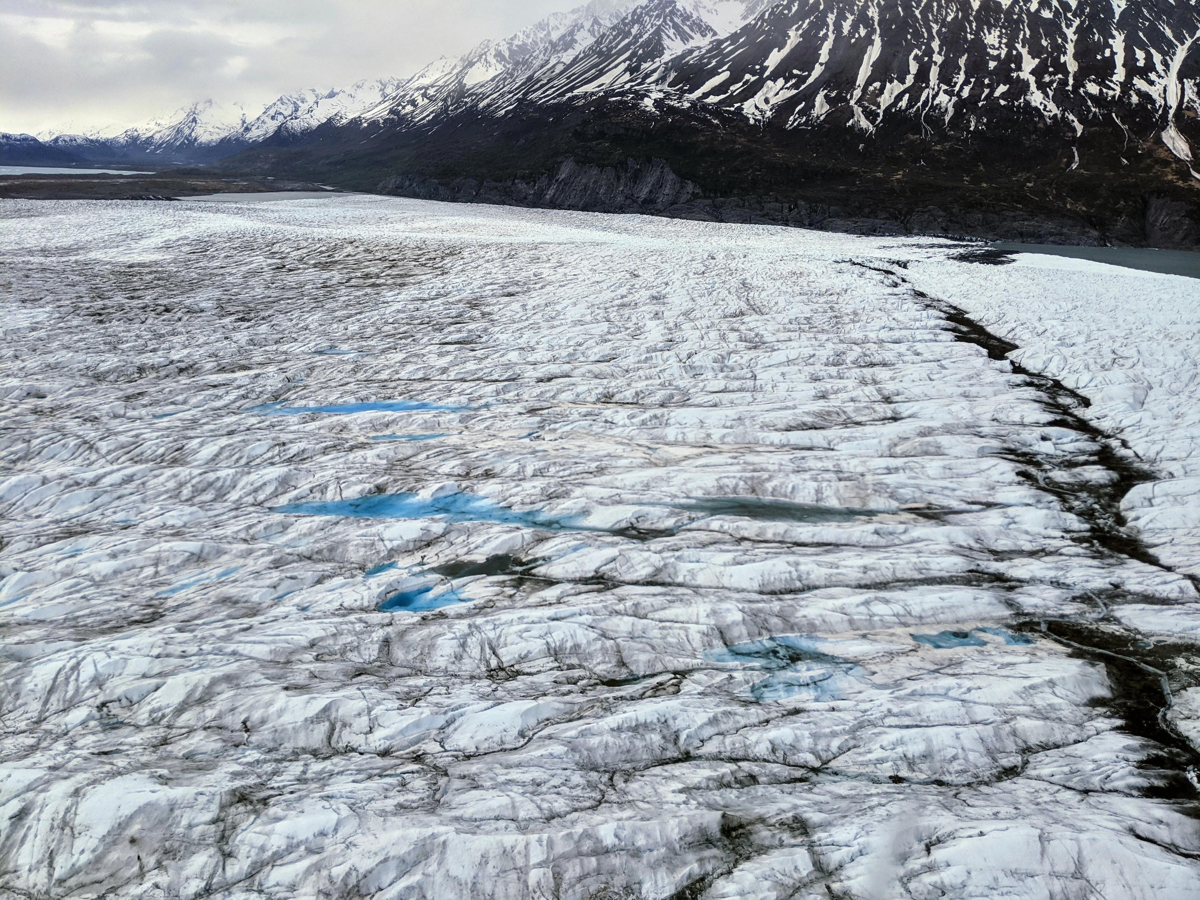 helicopter ice field.CJPhXK_p.jpg