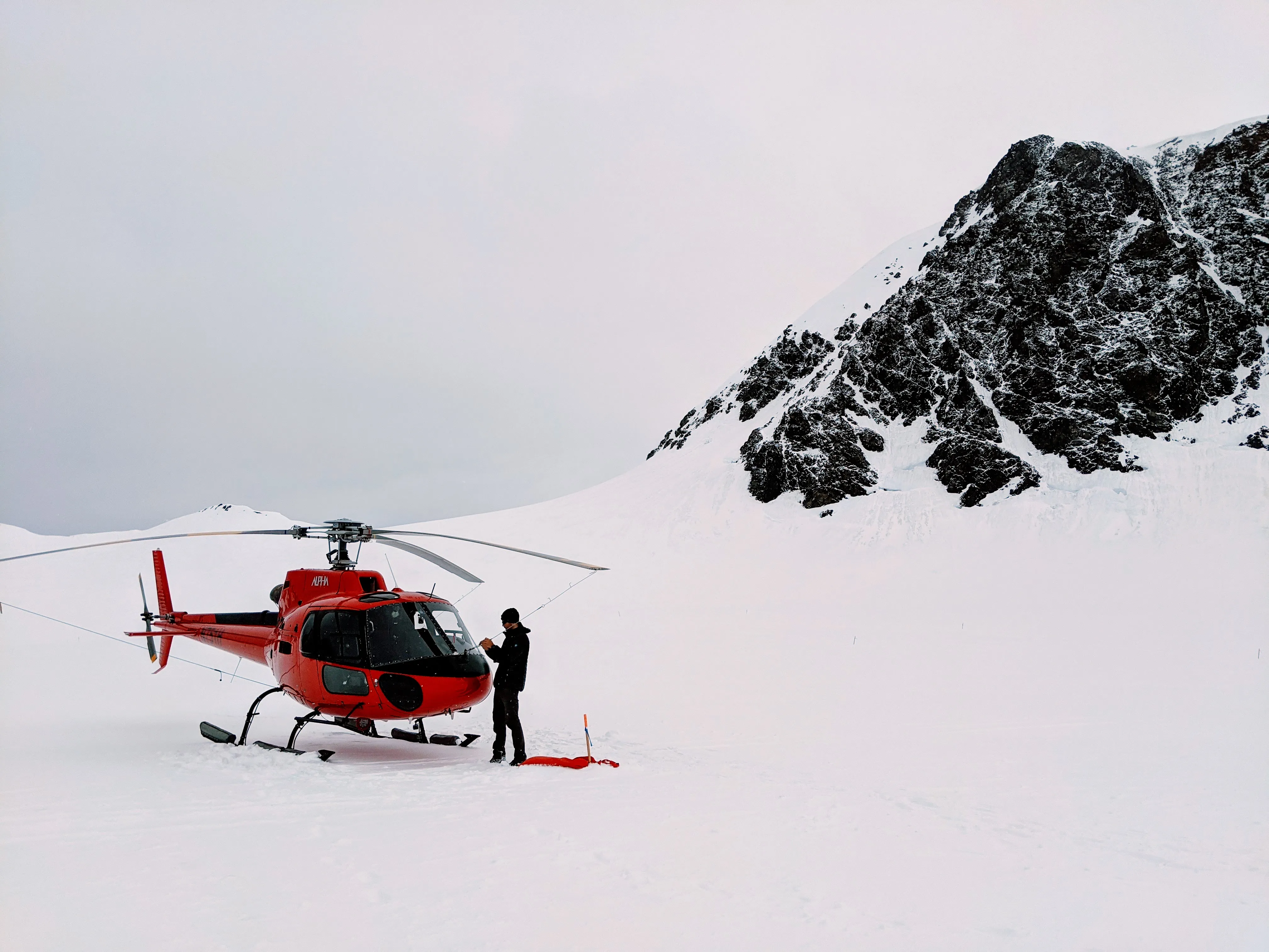 helicopter landed.P_hj LvP.jpg