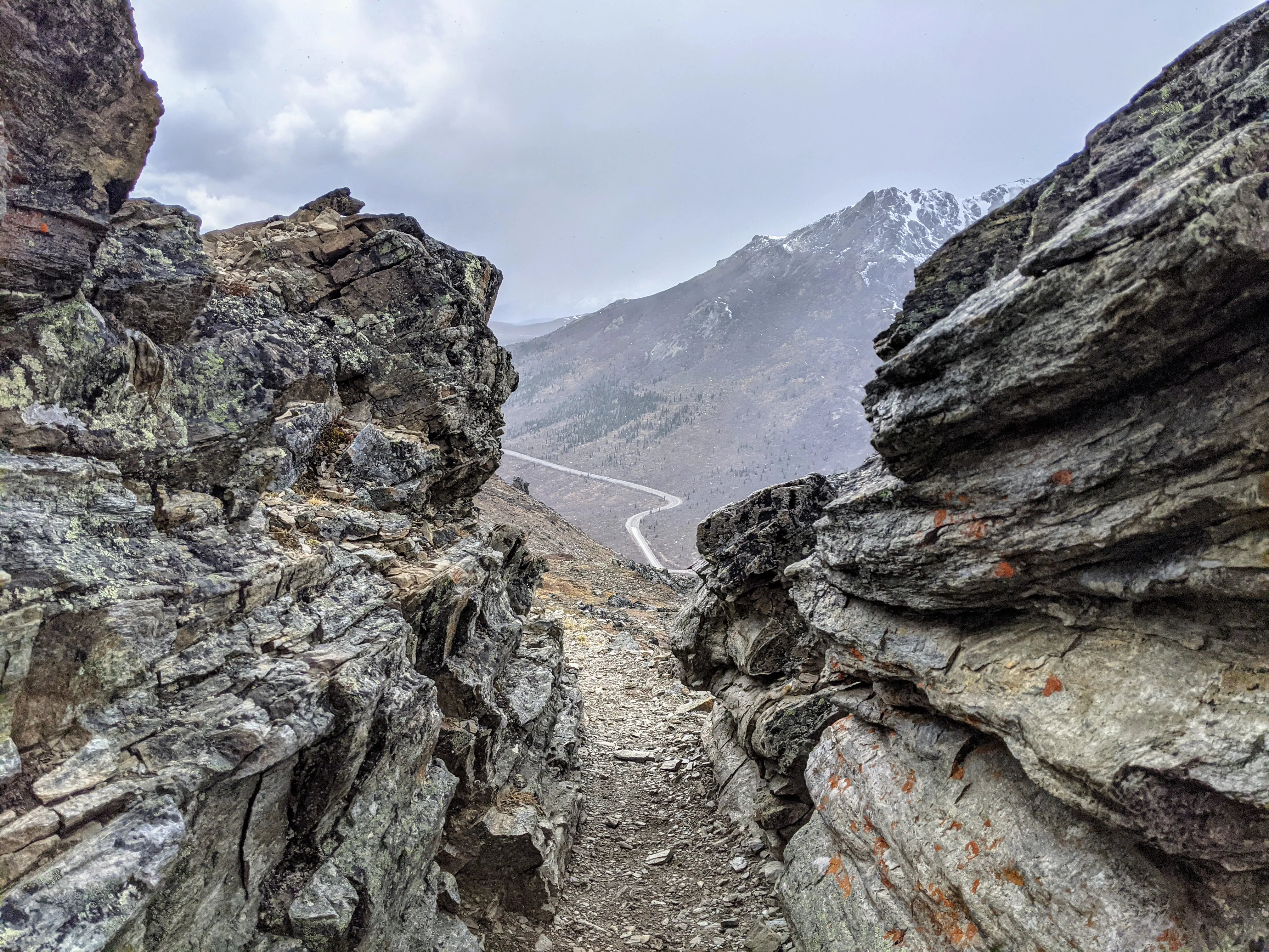 hike narrows.Dq_Mgfne.jpg