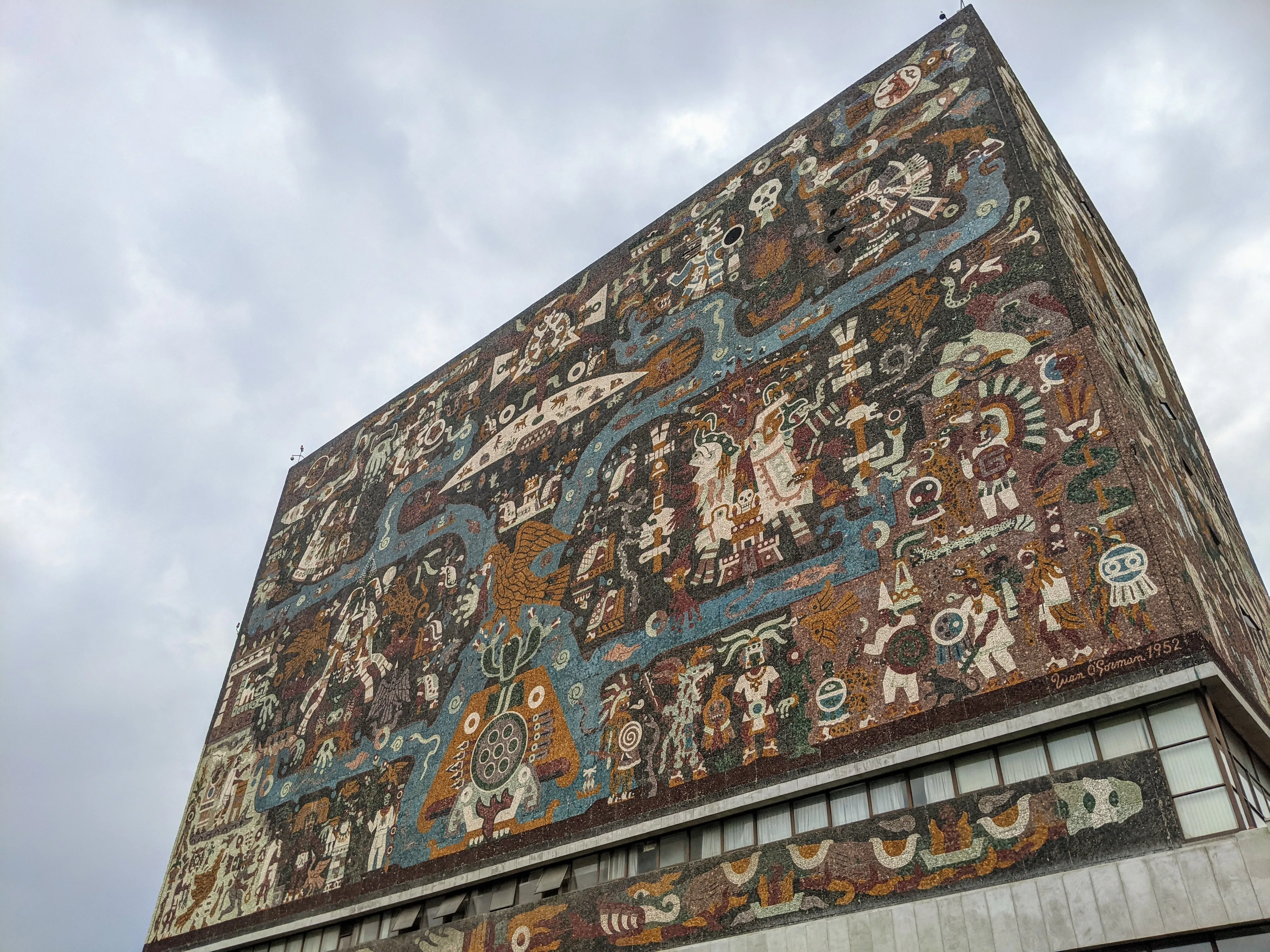 library close.C36SIM9C.jpg