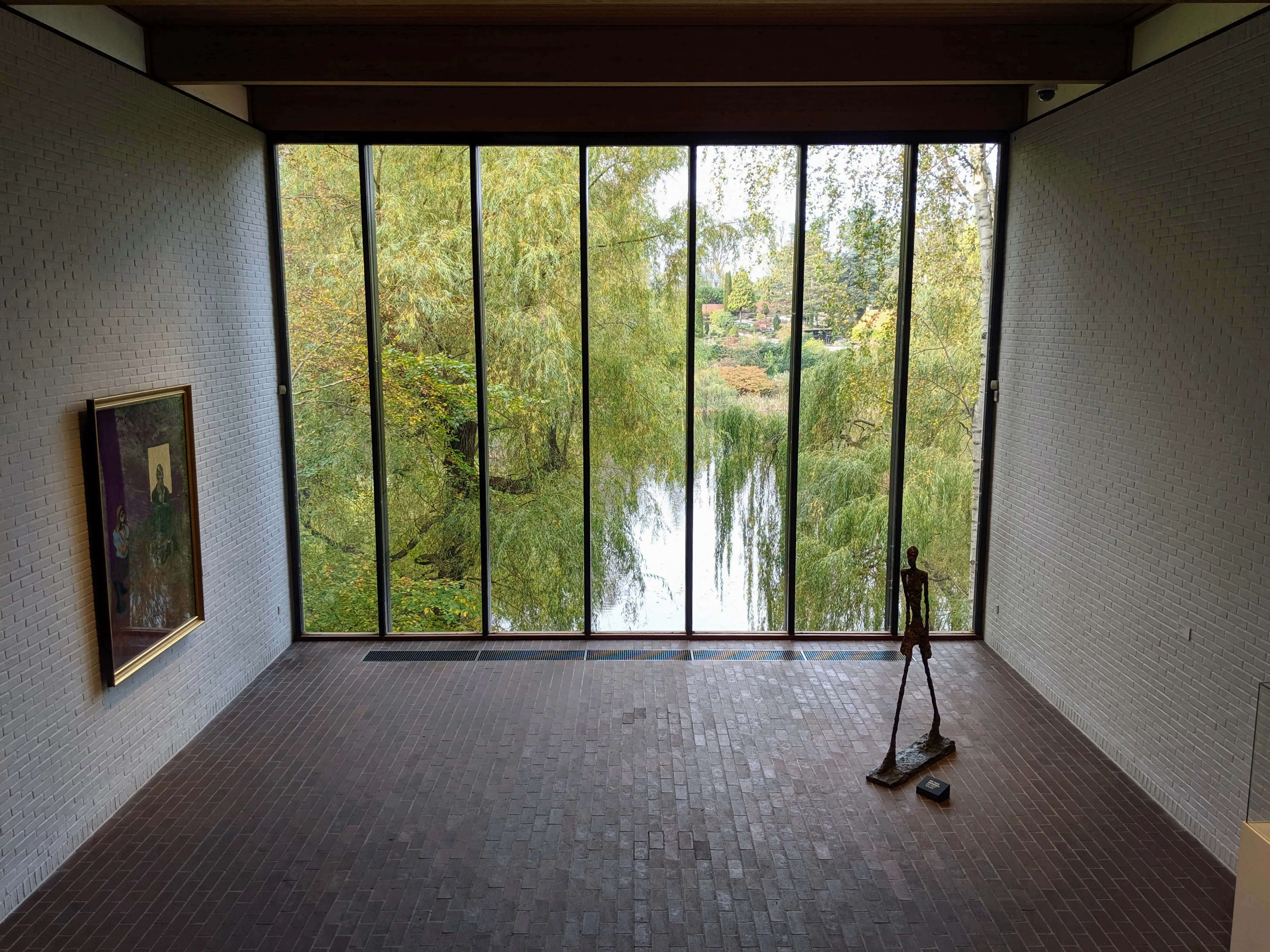 louisiana lake gallery far.BKBLSCcI.jpg