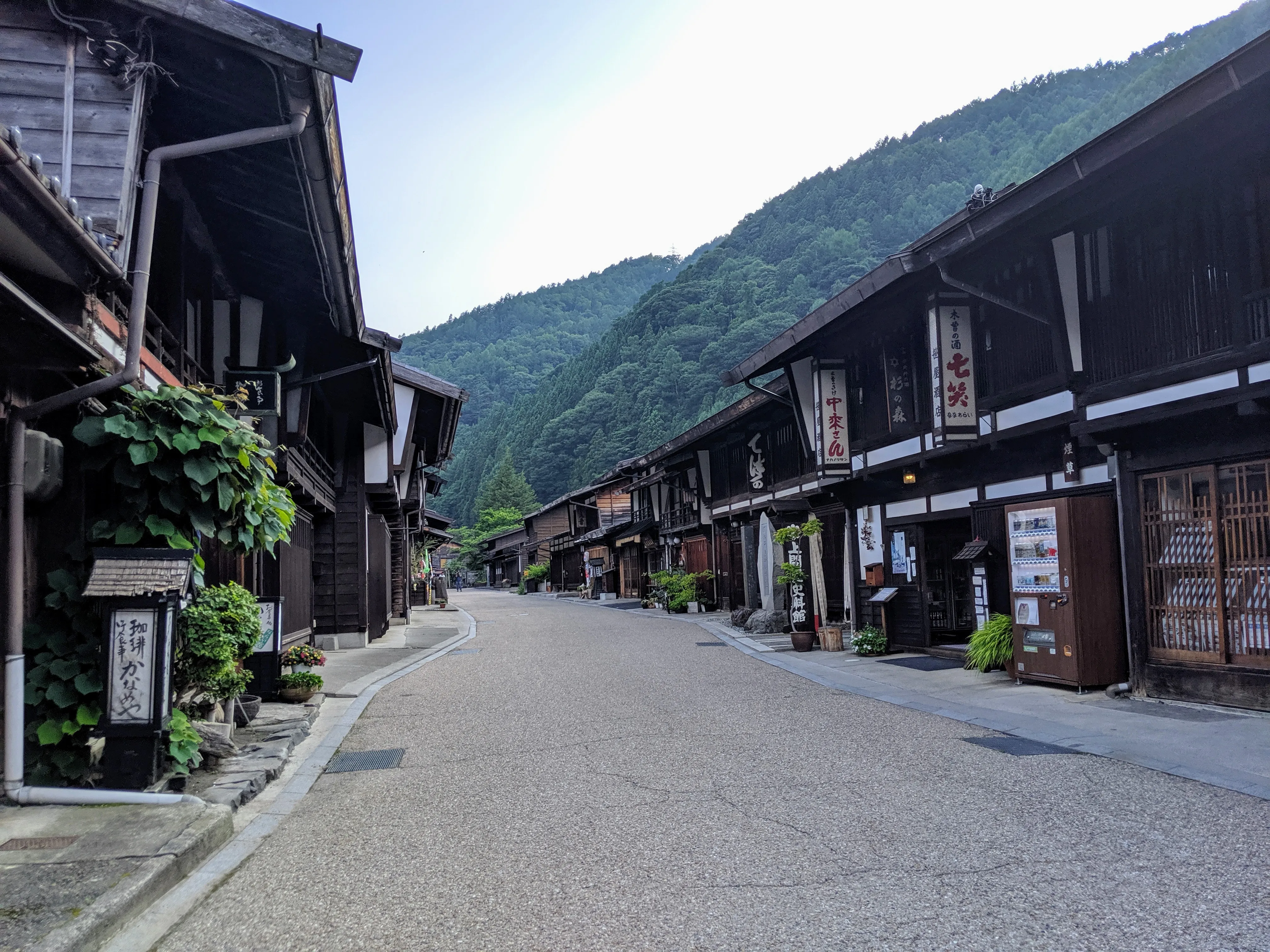 old street.BdMGn DI.jpg