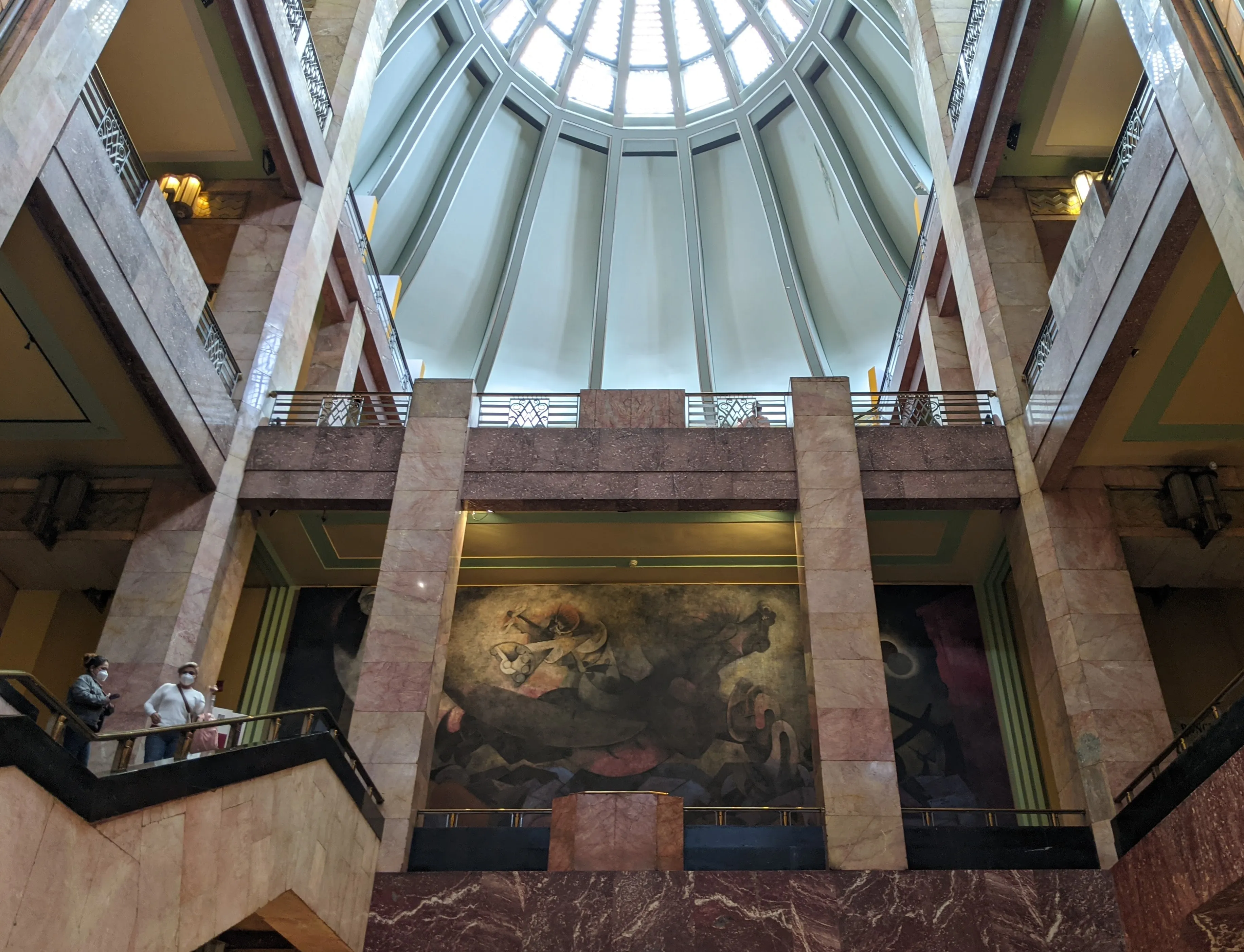 palacio bellas artes cieling.DNNUuw5o.jpg