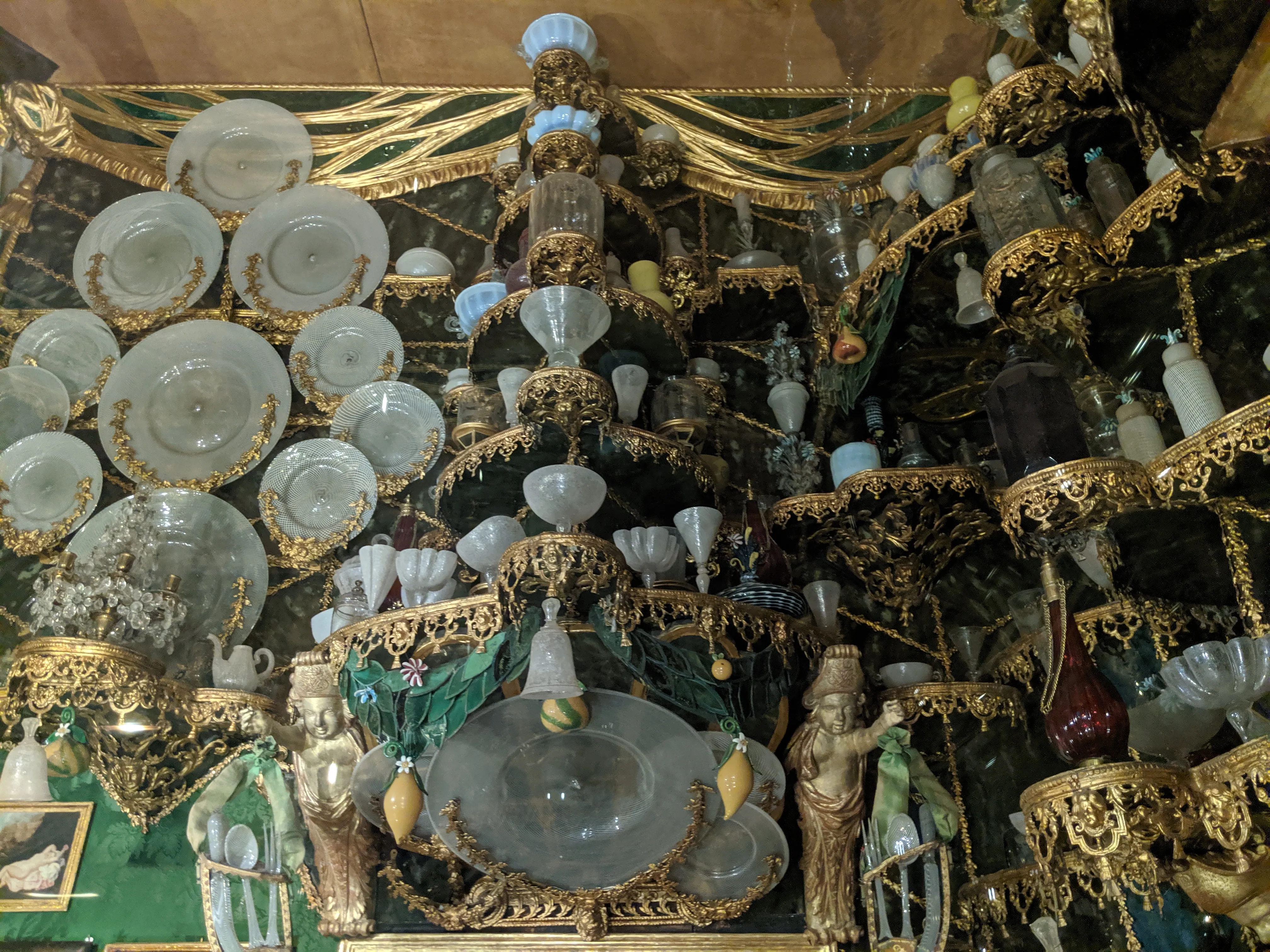 rosenborg glass.Bcf95hPV.jpg