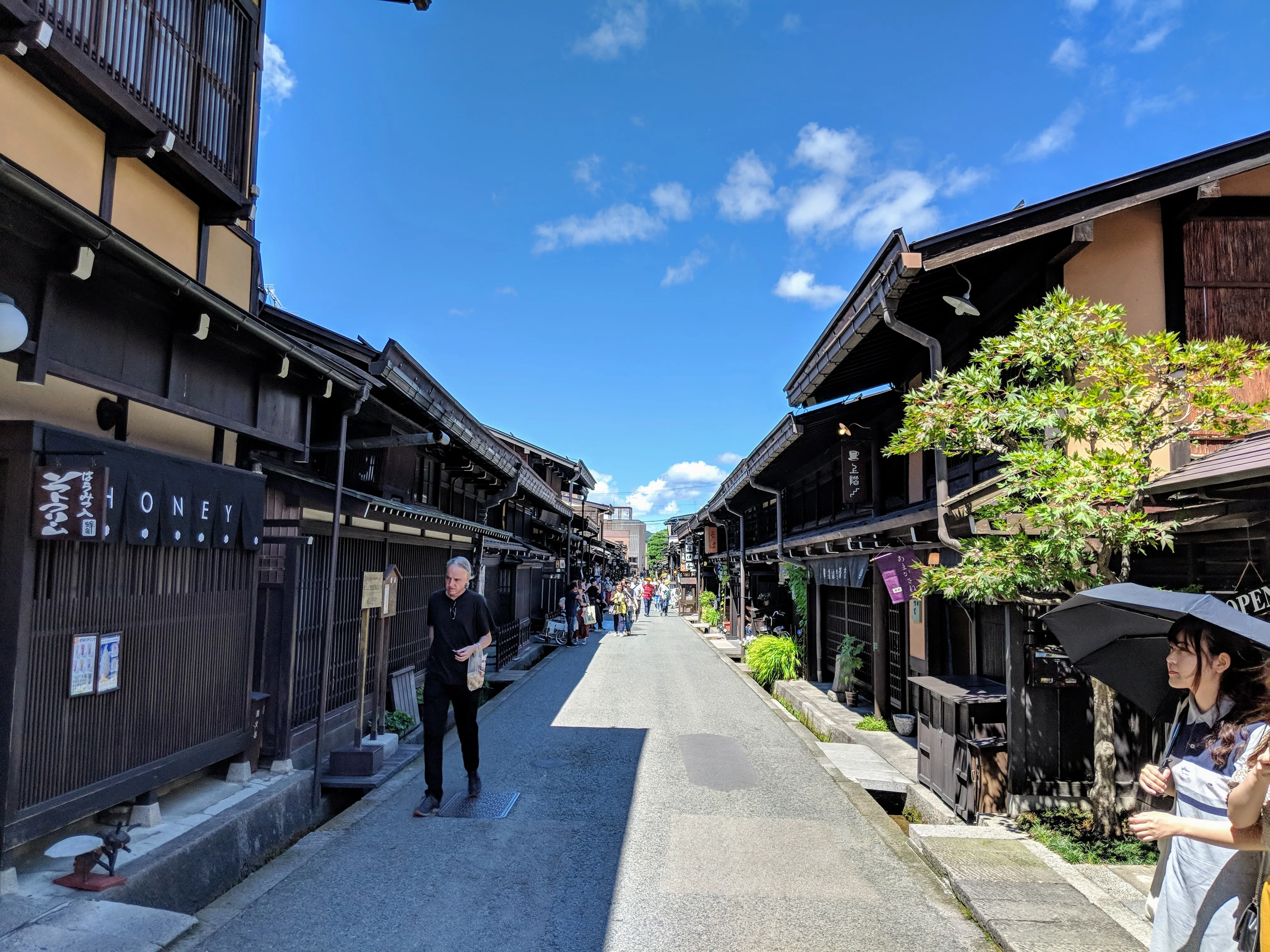 takayama hero.BDSFMY9Q.jpg