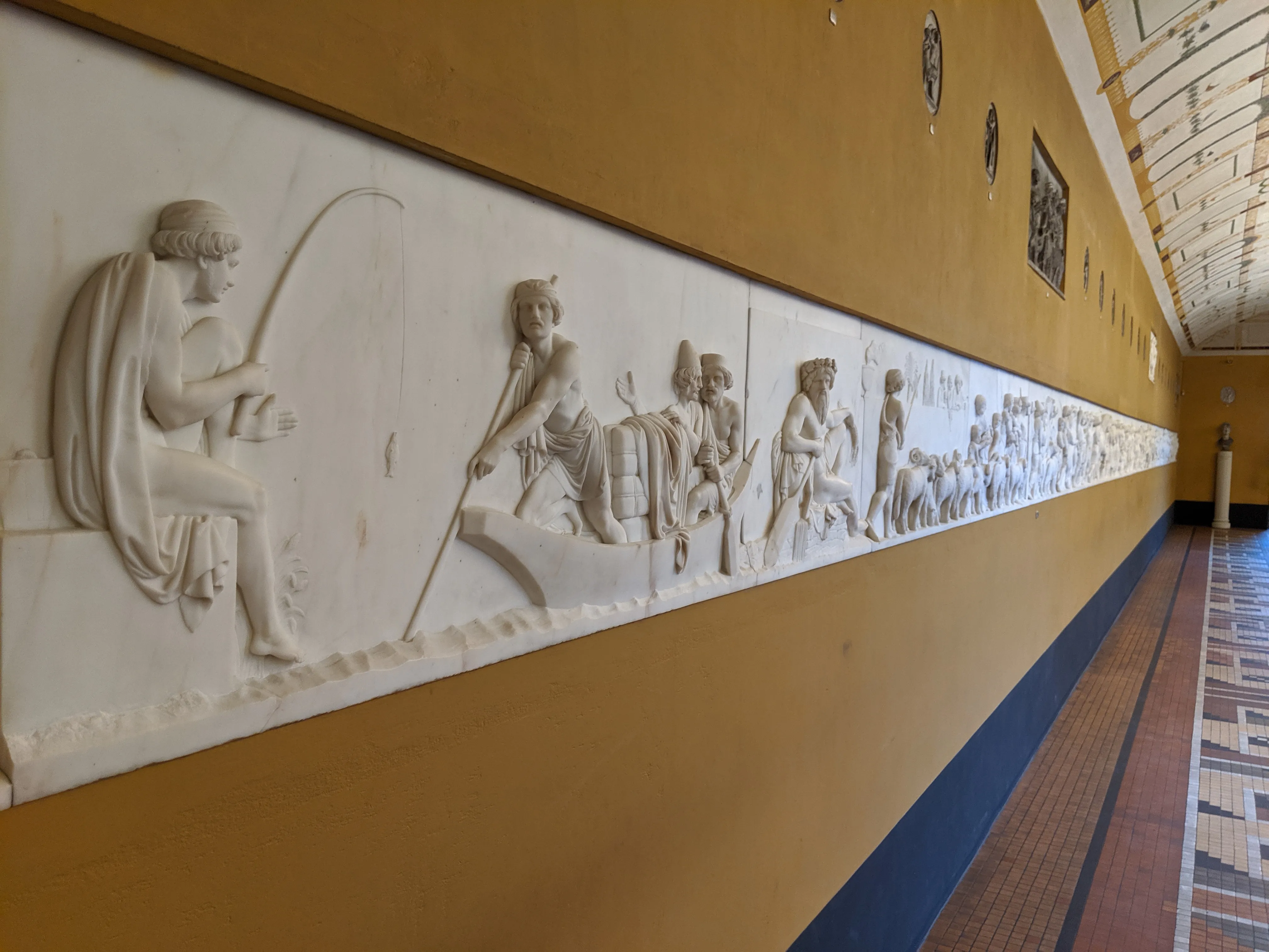 thorvaldsens relief.ZFZZTo3 .jpg